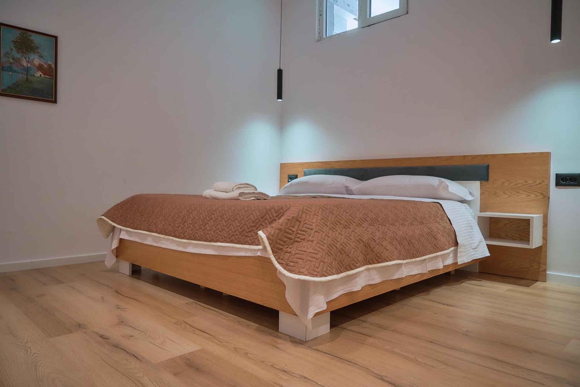 Kalpazo Inn Тирана Екстер'єр фото