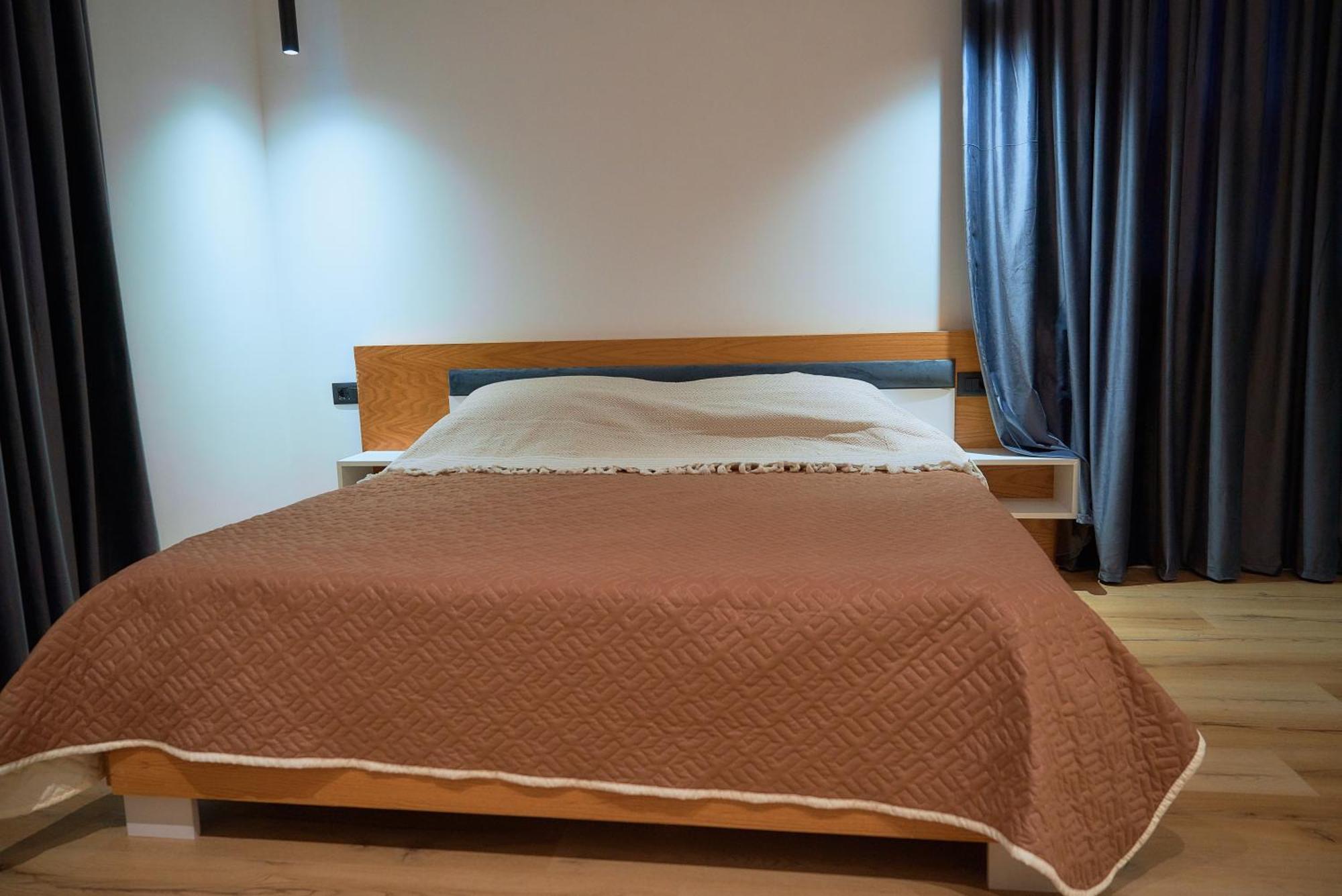 Kalpazo Inn Тирана Екстер'єр фото